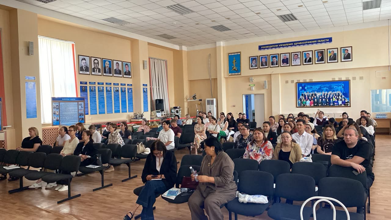Кардиологияны дамыту: Павлодарда тәжірибеші дәрігерлерге арналған дислипидемия Мектебі өтті 